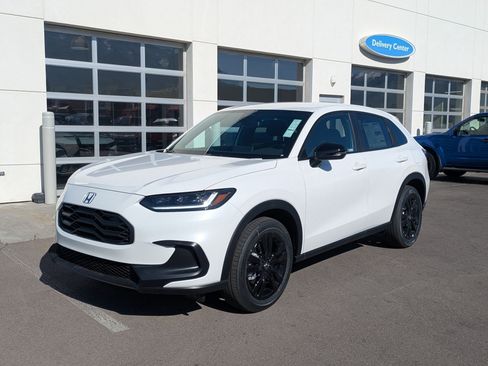 New 2026 Honda HR-V Sport image 9
