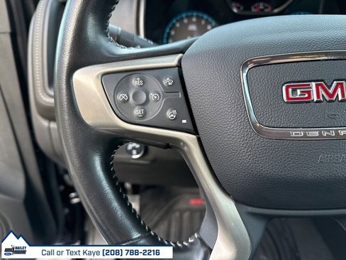 Used 2021 GMC Canyon Denali image 17