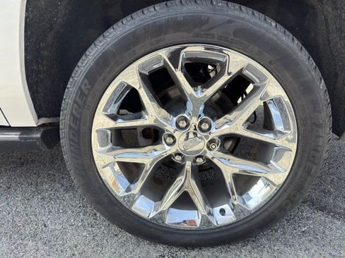 Used 2018 Cadillac Escalade ESV Platinum image 8