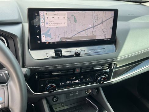 Certified 2024 Nissan Rogue SL w/ SL Premium Package image 15