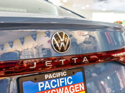 New 2026 Volkswagen Jetta Sport FWD image 7