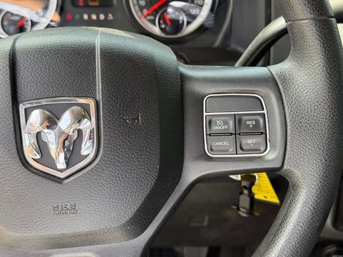 Used 2018 RAM 2500 Tradesman w/ Chrome Appearance Group image 18