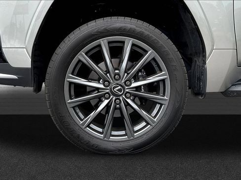 Used 2024 Lexus LX 600 F Sport AWD/4WD image 34