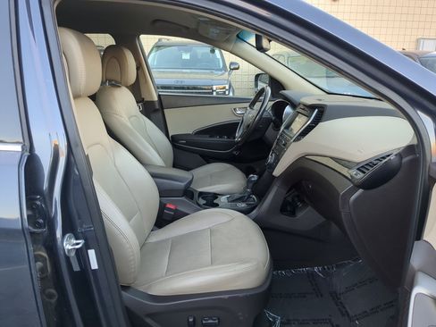 Used 2017 Hyundai Santa Fe Sport 2.0T image 32