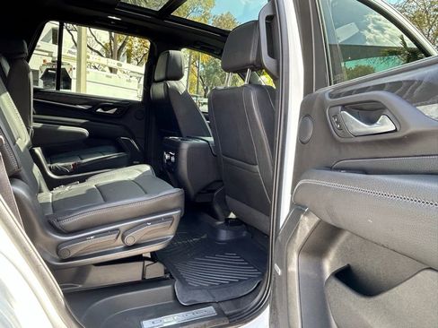 Used 2022 GMC Yukon Denali image 44