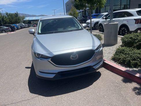 Used 2019 MAZDA CX-5 Touring FWD image 4