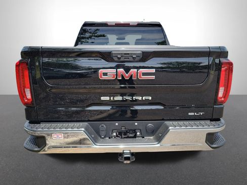 Used 2024 GMC Sierra 1500 SLT AWD/4WD image 4