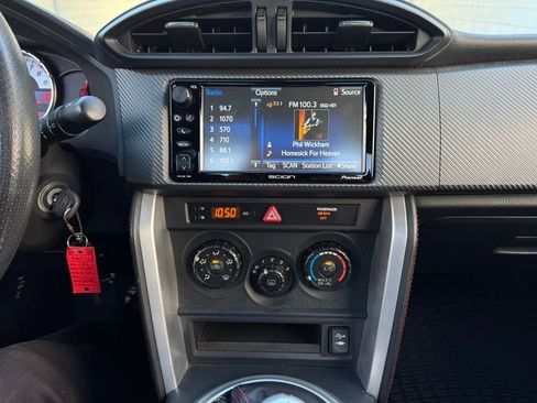 Used 2016 Scion FR-S image 9