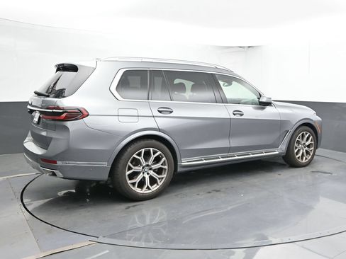 Used 2026 BMW X7 xDrive40i AWD/4WD image 3