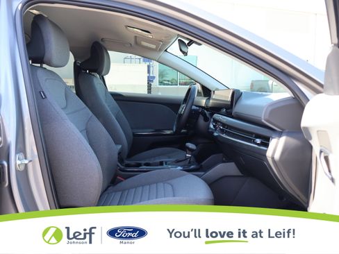 Used 2025 Kia K4 EX image 32