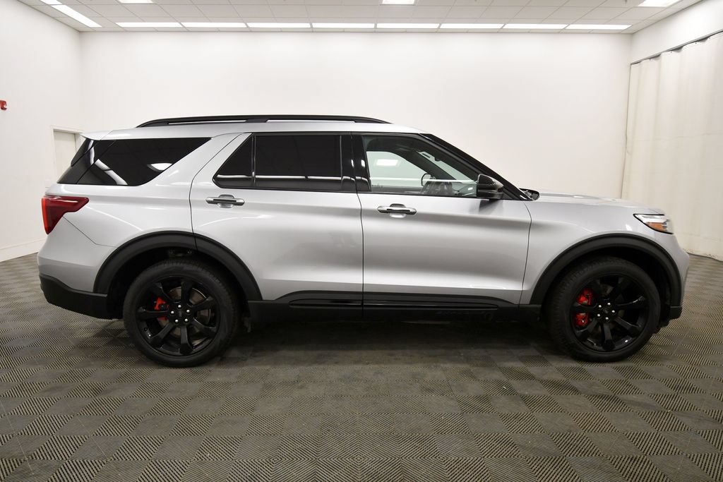 Used 2023 Ford Explorer ST w/ Equipment Group 401A AWD/4WD image 9