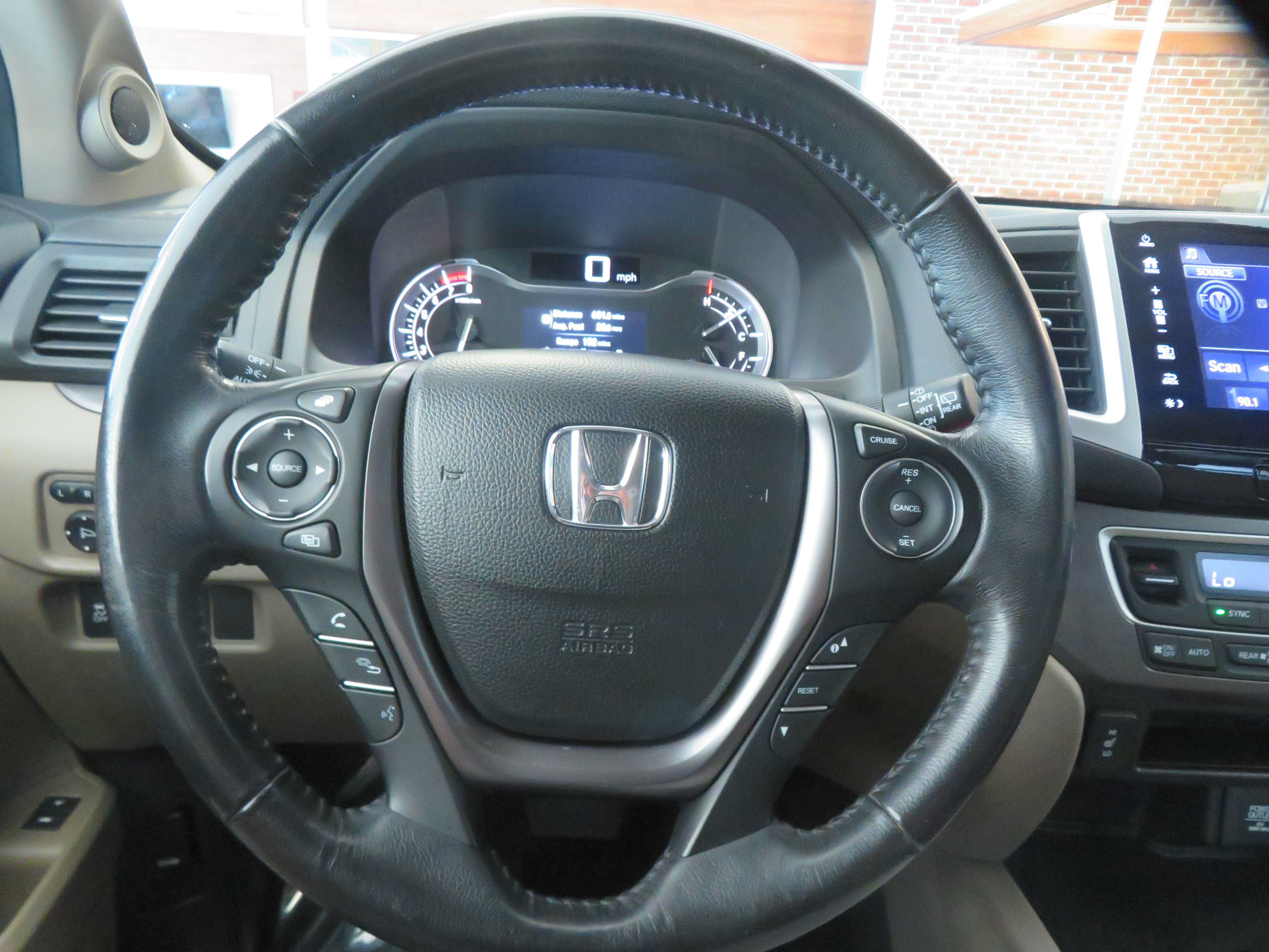 Used 2017 Honda Pilot EX-L image 31