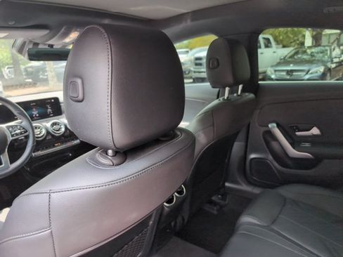 Used 2023 Mercedes-Benz CLA 250 image 21