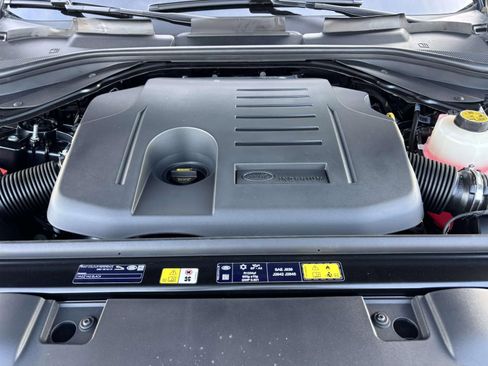 New 2026 Land Rover Range Rover Sport SE AWD/4WD image 24