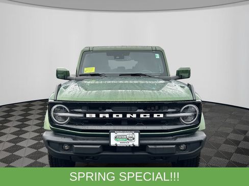 Certified 2025 Ford Bronco Outer Banks AWD/4WD image 2