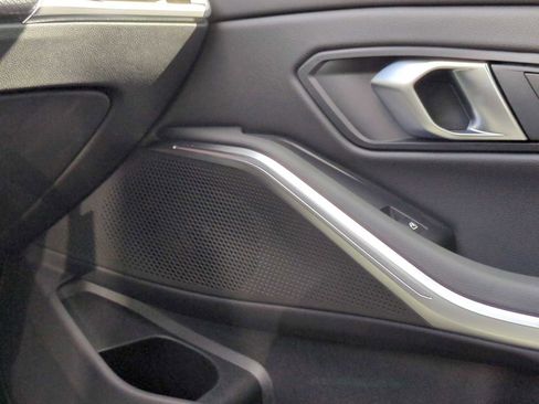 New 2025 BMW 330i xDrive Sedan w/ M Sport Package image 33