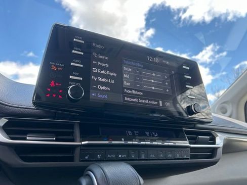 Certified 2021 Toyota Sienna Limited AWD/4WD image 27