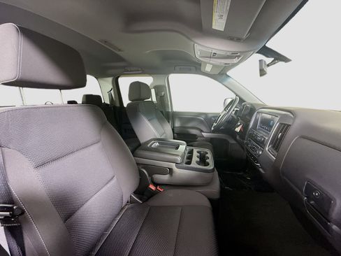 Used 2018 Chevrolet Silverado 1500 LT w/ All Star Edition image 28