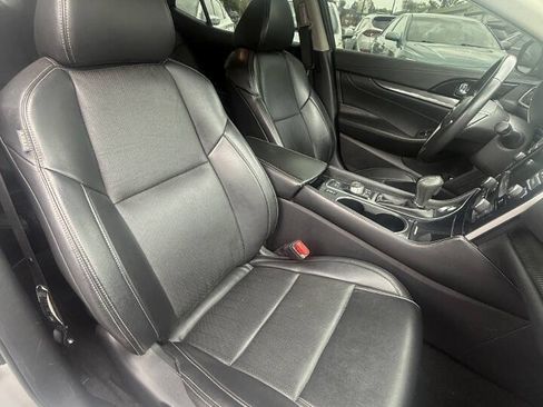 Used 2020 Nissan Maxima 3.5 SV w/ Floor Mat Group FWD image 13