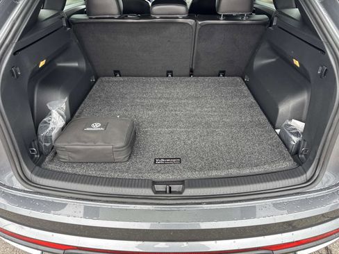 Certified 2022 Volkswagen Atlas Cross Sport SE image 27