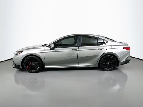 Certified 2025 Toyota Camry SE w/ Convenience Package FWD image 8