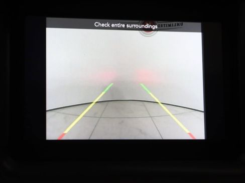 Used 2022 Dodge Challenger R/T w/ Blacktop Package image 9