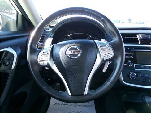 Used 2017 Nissan Altima 2.5 SR w/ Midnight Edition Package image 7