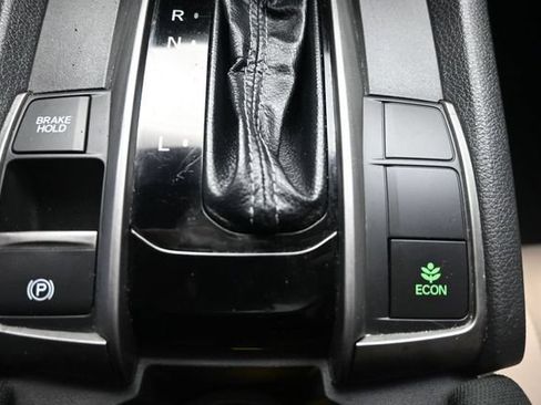 Used 2018 Honda Civic EX image 30