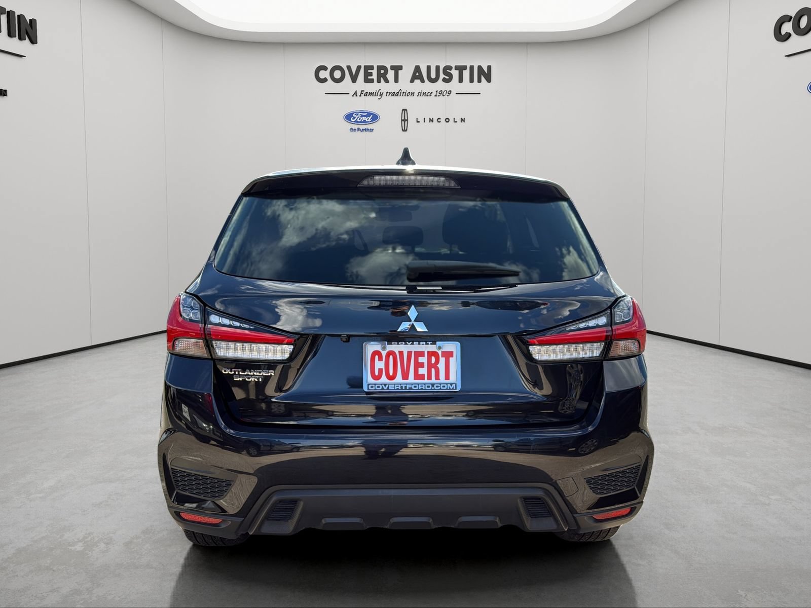 Used 2023 Mitsubishi Outlander Sport SE AWD/4WD image 4