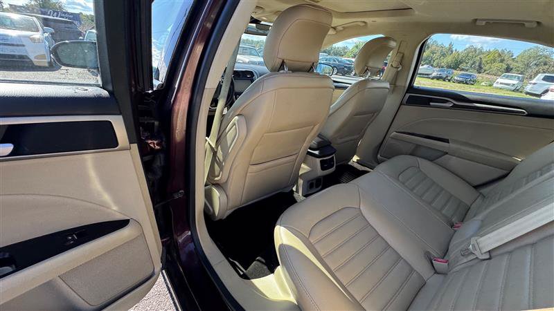 Used 2013 Ford Fusion Energi SE w/ Driver Assist Pkg FWD image 38