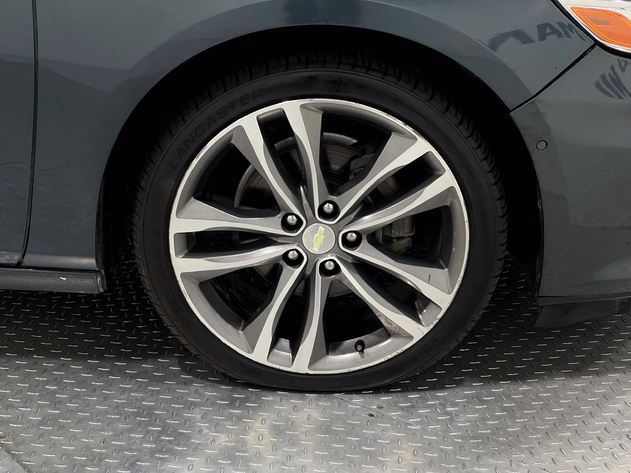 Used 2020 Chevrolet Malibu Premier FWD image 33