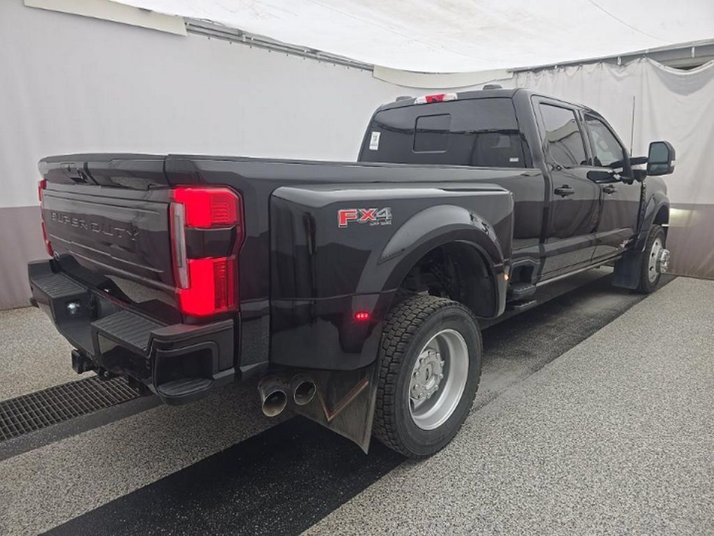 Used 2025 Ford F450 Platinum w/ FX4 Off-Road Package AWD/4WD image 4