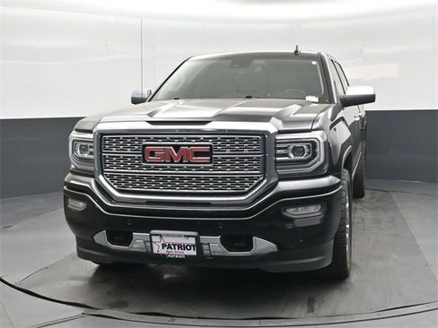 Used 2016 GMC Sierra 1500 Denali w/ Enhanced Driver Alert Package image 8
