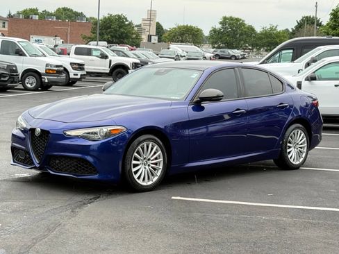 Used 2022 Alfa Romeo Giulia Sprint AWD/4WD image 8
