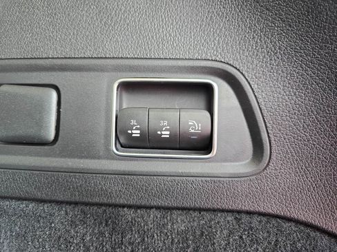 Used 2024 Mercedes-Benz GLS 450 GLS 450 image 44