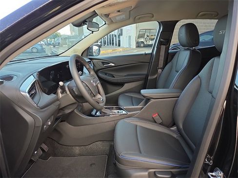 New 2026 Buick Encore GX Sport Touring image 10