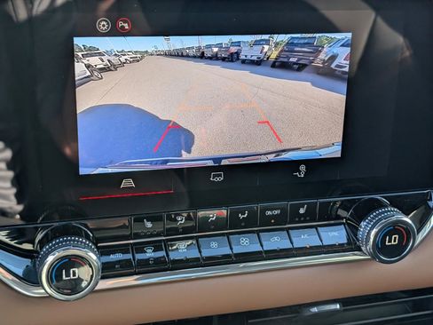 New 2026 GMC Canyon AT4 image 24