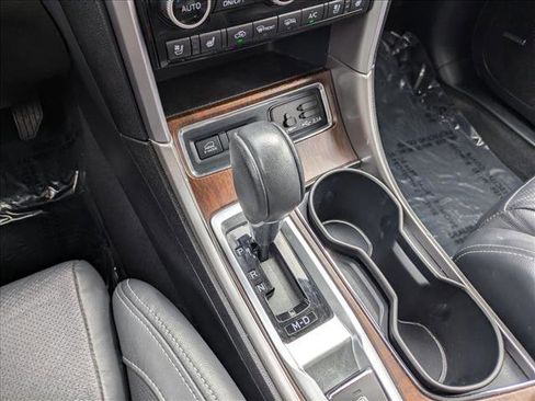 Used 2022 Subaru Ascent Touring image 12