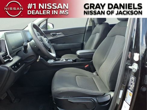 Used 2023 Kia Sportage LX FWD image 23