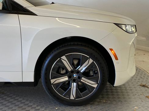 New 2026 BMW iX xDrive45 image 10
