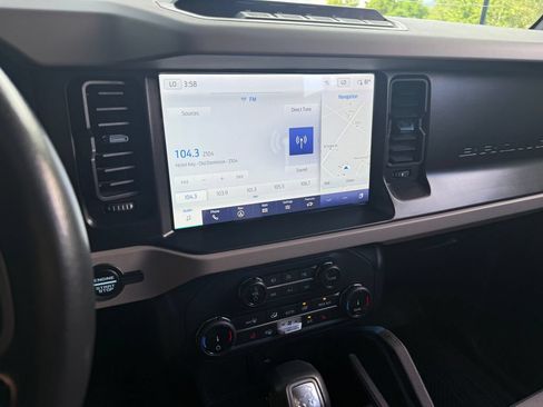 Used 2022 Ford Bronco Wildtrak AWD/4WD image 26