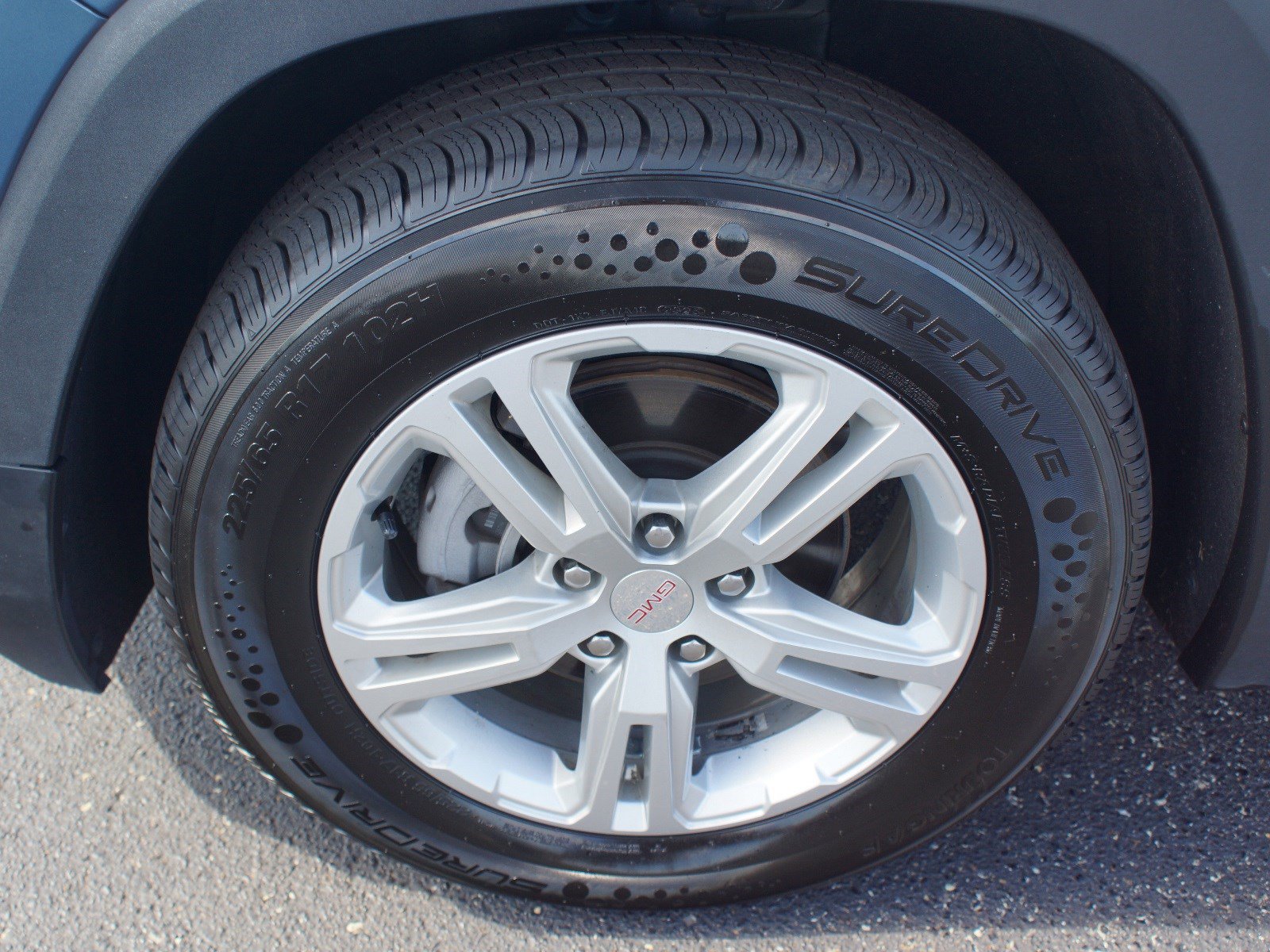 Used 2024 GMC Terrain SLE AWD/4WD image 25
