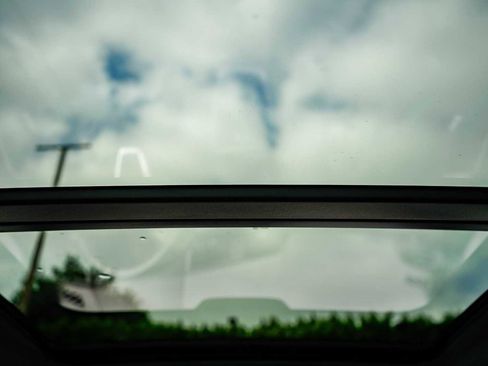 Used 2025 Audi Q3 2.0T Premium w/ Convenience Package image 11