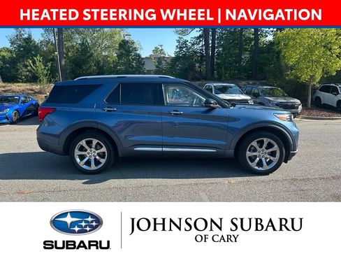 Used 2020 Ford Explorer Platinum w/ Premium Technology Package AWD/4WD image 3
