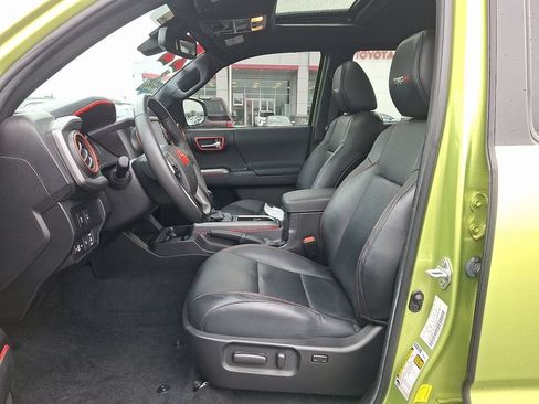 Certified 2022 Toyota Tacoma TRD Pro AWD/4WD image 14