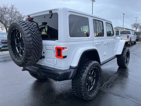 Used 2020 Jeep Wrangler Unlimited Rubicon w/ Advanced Safety Group image 7