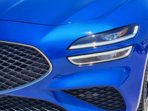 Used 2023 Genesis G70 2.0T w/ Sport Prestige Package RWD image 8