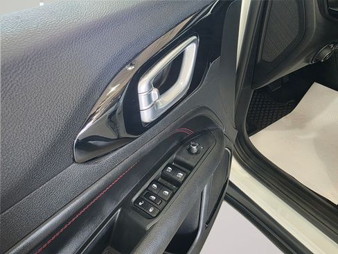 Used 2026 Jeep Compass Trailhawk AWD/4WD image 11