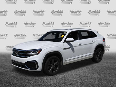 Used 2021 Volkswagen Atlas Cross Sport SE FWD image 5