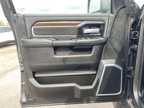 Used 2024 RAM 2500 Laramie AWD/4WD image 22